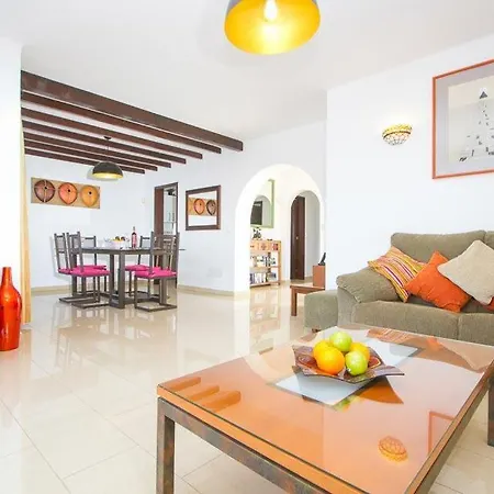 Willa Puerto Del Carmen Sleeps 6 Pool Wifi *