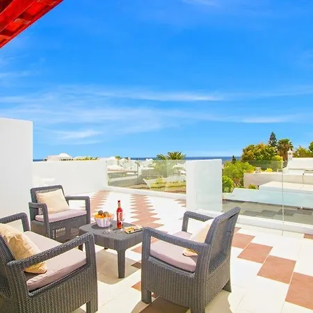 Puerto Del Carmen Sleeps 6 Pool Wifi * Puerto del Carmen (Lanzarote)